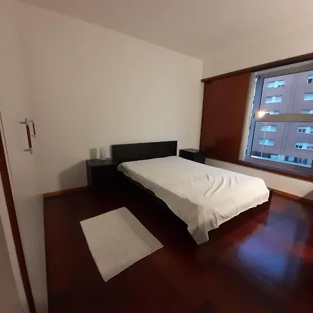 New Luxury Flat In Santa Clara * Lissabon