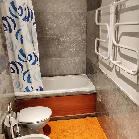 New Luxury Flat In Santa Clara Appartement Lissabon